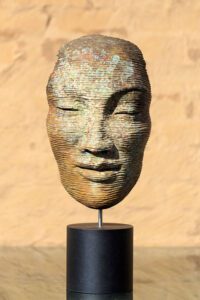 FAITH MASK SMALL FREE STANDING 4