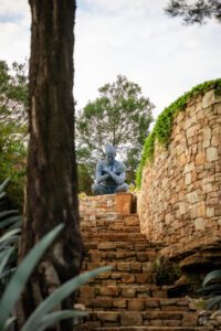 CrouchingMan AntonSmit SculpturePark