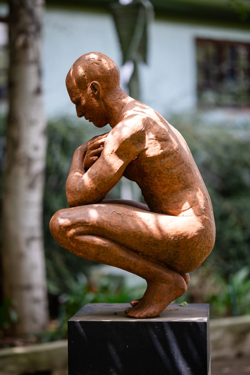 Crouching Man AntonSmit Sculpture Park (11) (1)