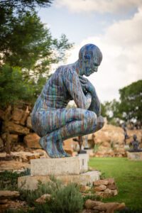 Crouching Man AntonSmit Sculpture Park (16)