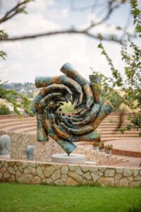 Whirlwind Large AntonSmit Sculpture Park (8) (2)